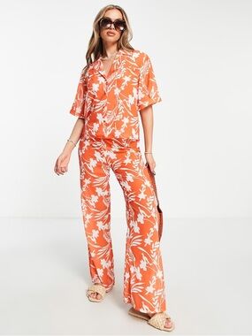 Floral Wide-Leg Beach Pants and Short Sleeve Top Set - Orange/White